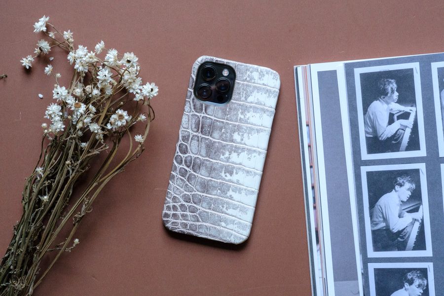 Estuche tipo cartera de cuero genuino para smartphone